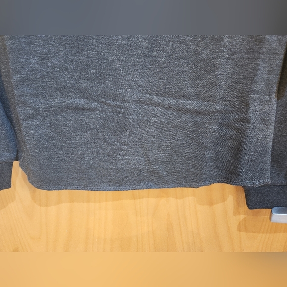 NWT - HuK Folly Crew grey long sleeve - Picture 4 of 7